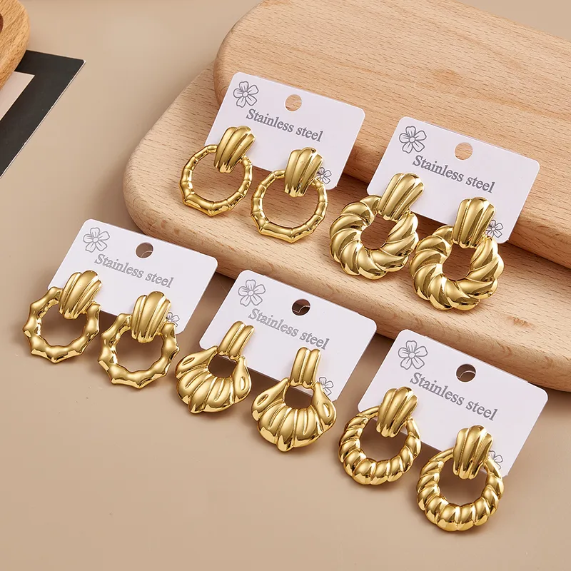 Wholesale Casual Simple Design Heart Shaped Earrings Ins Style Electroplated 304 Stainless Steel Geometric Pattern Vacuum Plating Jewelry