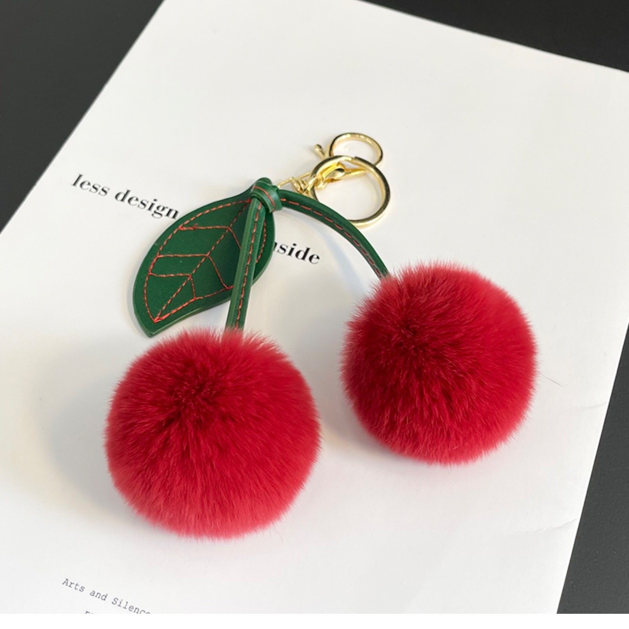 Wholesale new imitation wool single leaf cherry plush pendant fashion car keychain net pular cute bag ornaments