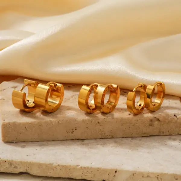 Wholesale Vacuum Plating K Gold Plated Rhodium Plated Circle 304 Stainless Steel Simple Style Earrings