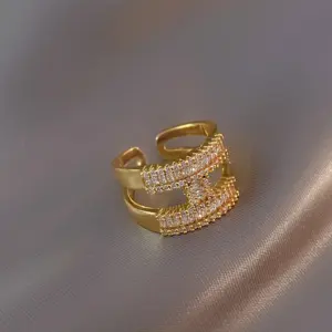 Z0038 H Letter Ring-Gold / Adjustable Opening