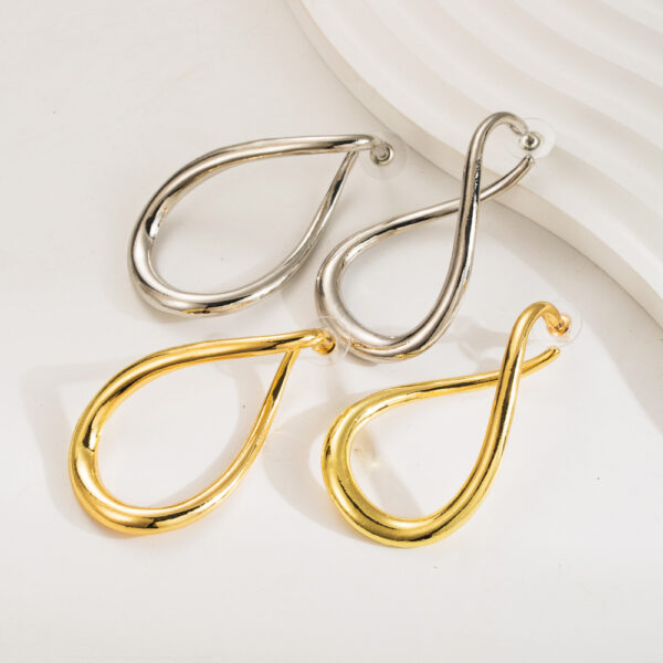 Wholesale Cross-border New ZA Exaggerated Cold Wind Irregular Silver Pin Earrings Niche Curved Geometry Alloy Ear Jewelry Women