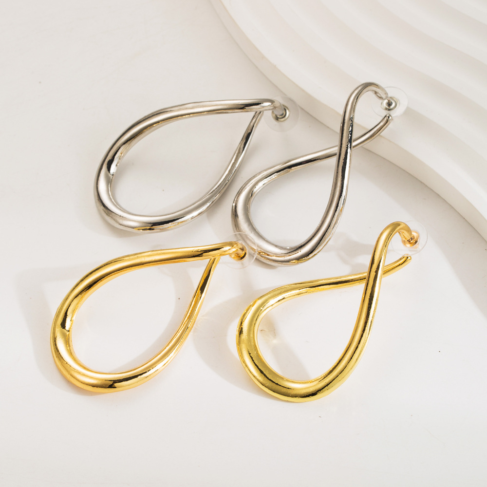 Wholesale Cross-border New ZA Exaerated Cold Wind Irregular Sier Pin Earrings Niche Curved Geometry Alloy Ear Jewelry Women