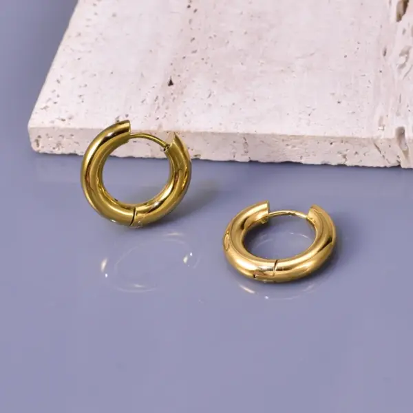 304 Stainless Steel Geometric Ion Plating (IP) 18K Real Gold Plated 18K Gold Simple Style Commute Waterproof Non Tarnish Gold Earrings