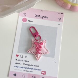 Y2k star keychain [light pink]