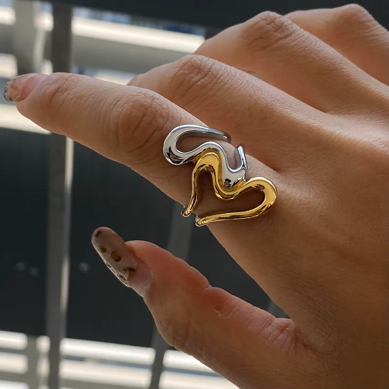304 Stainless Steel Heart Shape Lines PVD Coated 18K Real Gold Plated Real Gold Plated Elegant Simple Style Classic Style Waterproof Non Tarnish Mixed Metal Hollow Out Rings