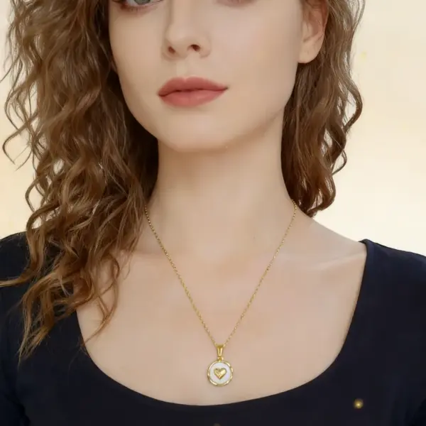 Stainless Steel Moon Heart Shape Electroplating Shell 18K Gold Plated Casual Elegant Indentation Plating Inlay Gold Pendant Necklace
