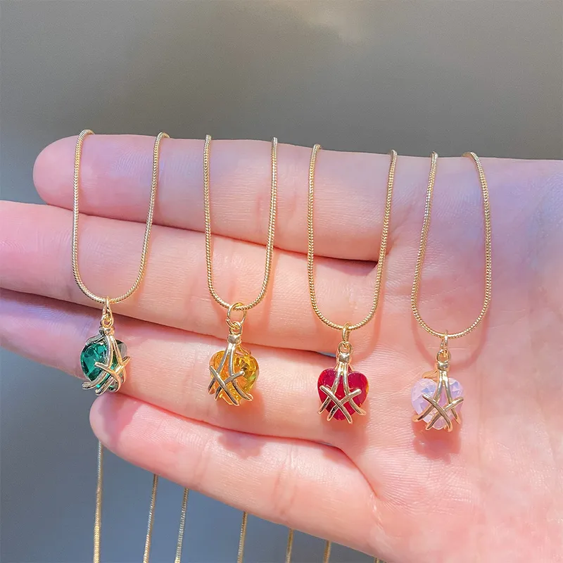 Wholesale Fashion Heart Shape Copper Necklace Inlay Artificial Diamond Copper Necklaces