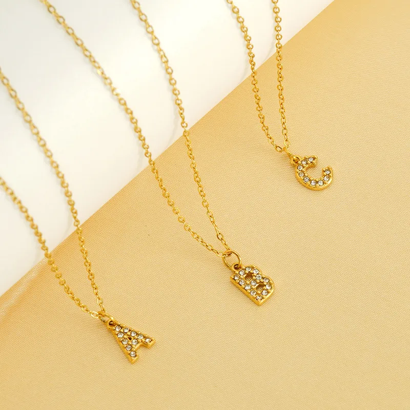 Wholesale PVD Coated 18K Gold Plated Letter Titanium Steel Simple Style Classic Style Waterproof Non Tarnish Titanium Steel Pendant Necklace