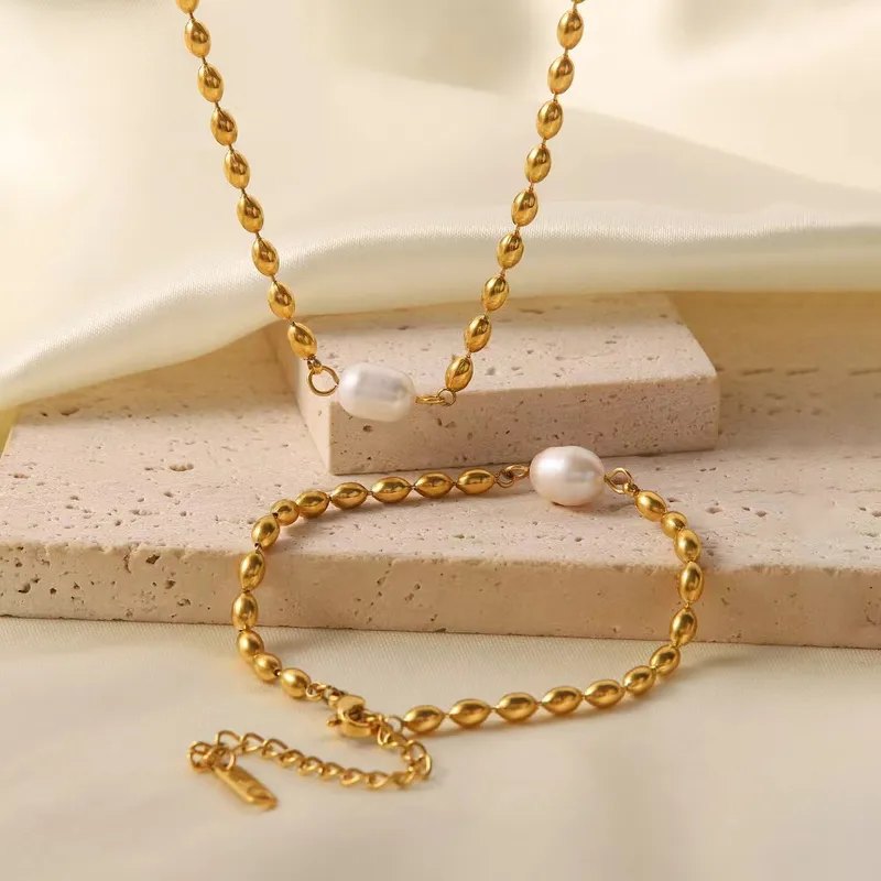 Wholesale 304 Stainless Steel Freshwater Pearl Geometric Ion Plating (IP) Pearl 18K Gold Plated Simple Style Classic Style Streetwear Waterproof Non T