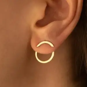 Gold round
