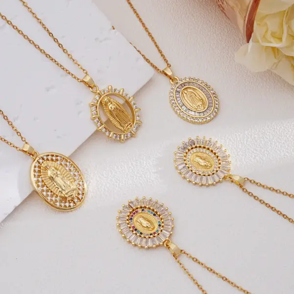 Wholesale 304 Stainless Steel Copper Human Pendant Necklace