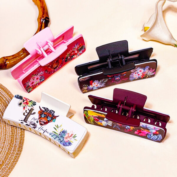 Wholesale Handmade Bohemian Shark Clip with Western Cowboy Cowhead Square Leather Grip