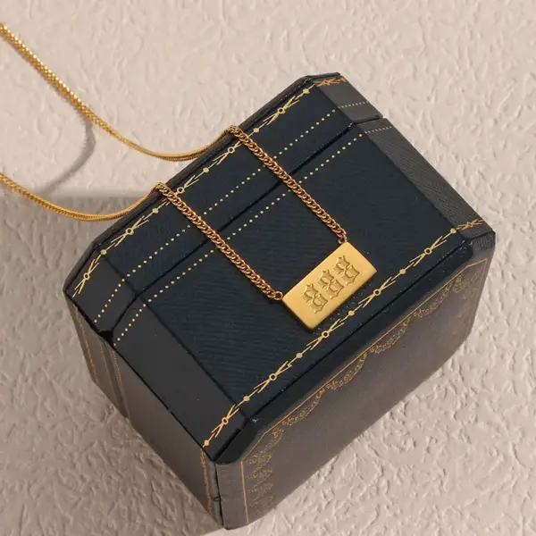 PVD Coated Real Gold Plated 18K Gold Number 304 Stainless Steel Fashion Waterproof Non Tarnish 304 Stainless Steel Necklace