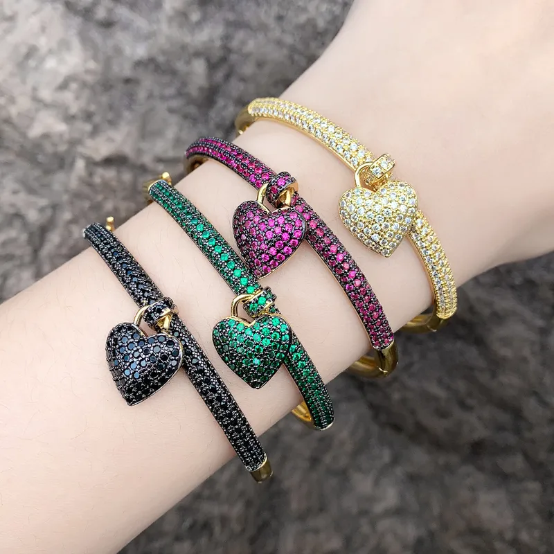 Wholesale 1 Piece Retro Heart Shape Copper Plating Inlay Zircon Bangle