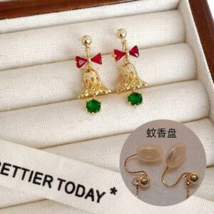 M8280 christmas bell ear clip