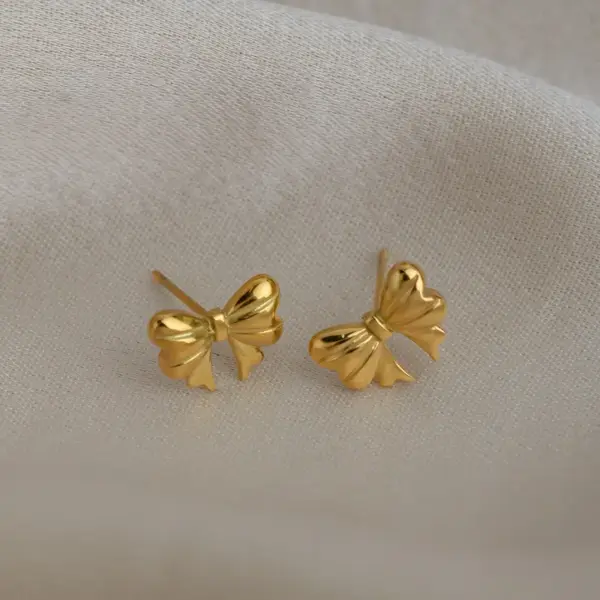 Wholesale PVD Coated Real Gold Plated 18K Gold Bow Knot 304 Stainless Steel Vacation Simple Style Waterproof Non Tarnish Ear Studs