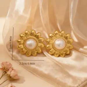 Gold Pearl Earrings13
