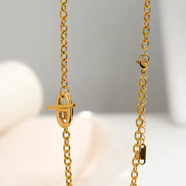 Wholesale Ion Plating (IP) Pig Nose 304 Stainless Steel Basic Waterproof Non Tarnish 304 Stainless Steel Pendant Necklace