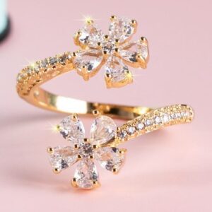 Wholesale Korean-style fashionable fairy-tale flower ring, exquisite high-quality simulated cubic zirconia open ring for women.