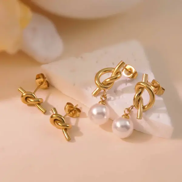 Wholesale 304 Stainless Steel Plastic Knot Ion Plating (IP) 18K Gold Plated Cute Classic Style Waterproof Non Tarnish Multicolor-Golden Yellow Ear Studs