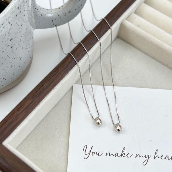 Wholesale Zhengheng S925 Sterling Silver Small Silver Bean Clavicle Chain Necklace for Women K-Style Accessible Luxury Niche Design 2025 New Popular