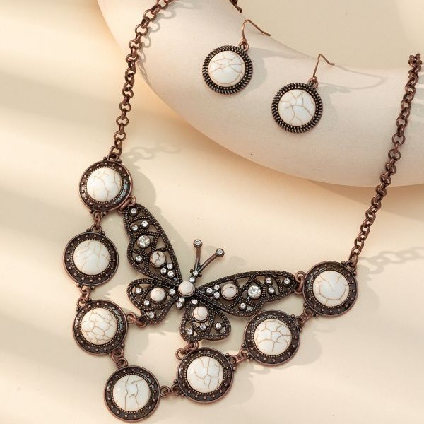 Wholesale Cross-border selling Europe and the United States exaggerated Bohemian vintage turquoise butterfly necklace earrings set jewelry manufacturers