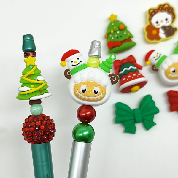 oly-6ddaddcf3e98a342f91bc9d50352ba6c Wholesale Christmas cartoon silicone bead string