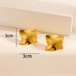 Leather Grain Square-Gold