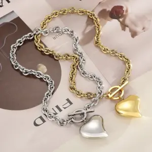 Wholesale 304 Stainless Steel Heart Shape PVD Coated 18K Real Gold Plated Simple Style Waterproof Non Tarnish Plating Bracelets Necklace
