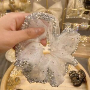 [White] Pearl hot drilling large intestine hair ring