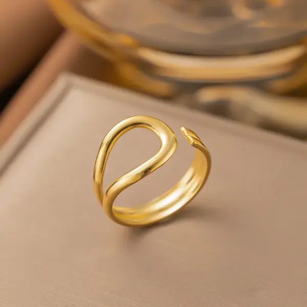 PVD Coated Real Gold Plated Solid Color Titanium Steel Simple Style Waterproof Non Tarnish Rings