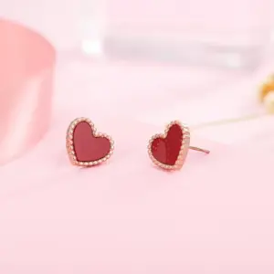 Thorn Edge Love Heart Stud Earrings
