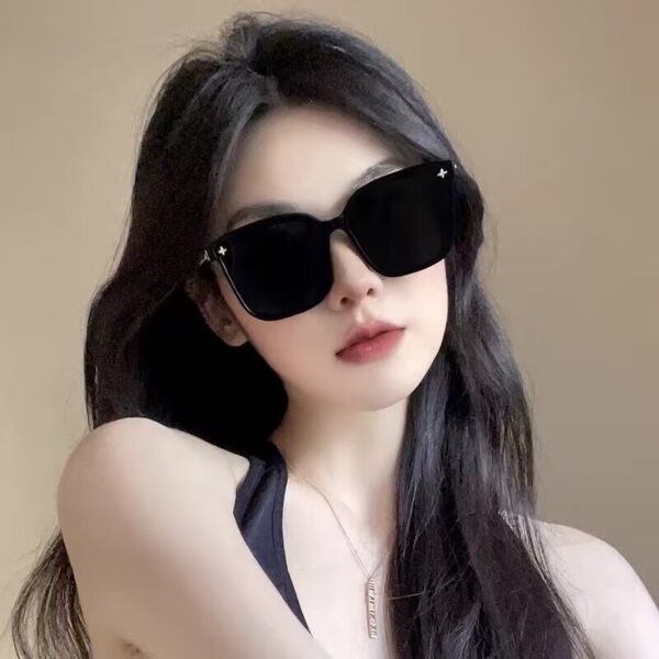 Wholesale 2023 New Style Sunglasses Summer High-End Sunglasses Anti-Uv Metal Legs Women's Round Face Slimming Look Sun Visors