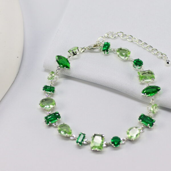 Wholesale Shijia's New Oval Zircon Bracelet for Women, Emerald Streamer Crystal Candy Bracelet, Light Luxury and High-End Feel
