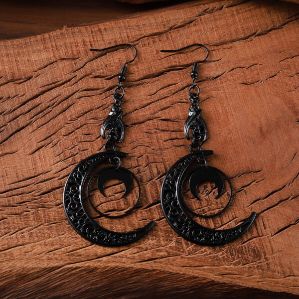 Wholesale Punk dark stitching crescent pendant earrings