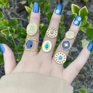 Wholesale PVD Coated 18K Gold Real Gold Plated Flower Stainless Steel Retro Waterproof Non Tarnish