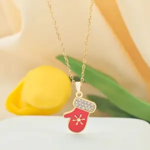 Xl3042 Red Sun Small Gloves Necklace / Gold