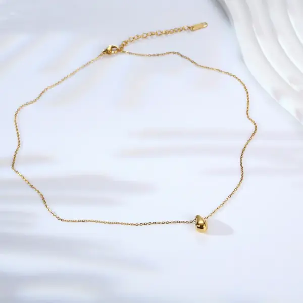 Wholesale PVD Coated Real Gold Plated 18K Water Droplets 304 Stainless Steel Simple Style Commute Waterproof Non Tarnish Pendant Necklace