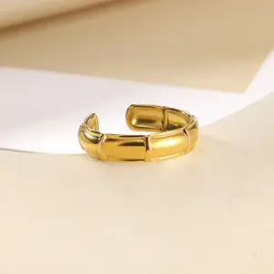 G6167876 / Adjustable Opening