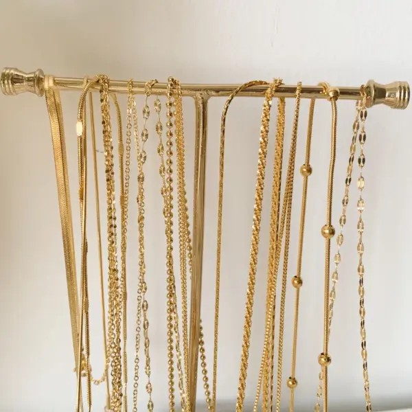 Wholesale 304 Stainless Steel Geometric PVD Coated Real Gold Plated Basic Simple Style Waterproof Non Tarnish Irregular Surgical Steel O-shaped Chain Cable Chain Twisted Rope Chain Gold Chain Necklace