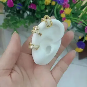 Wholesale 1 Pair/Package Modern Style Simple Style Circle Polishing Plating Copper Zircon Ear Cuffs