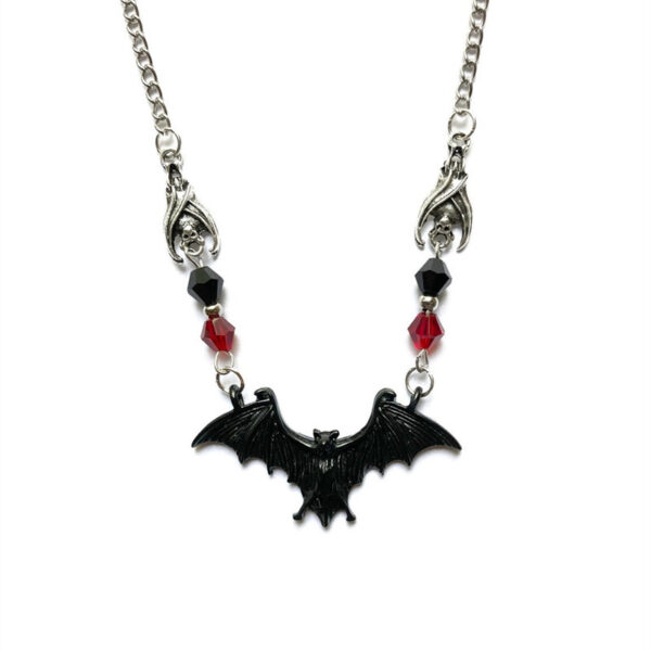 Wholesale Cross-border European and American black bat necklace, Gothic jewelry, crystal beads, personalized necklace factory direct sales