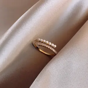 C006 Gold / Adjustable Opening