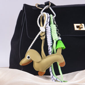 D type dachshund badminton-light green