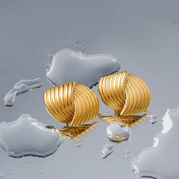 Wholesale 304 Stainless Steel Stripe PVD Coated 18K Gold Plated Retro Plating Gold Earrings