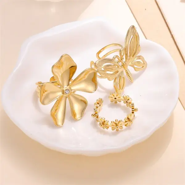 Wholesale PVD Coated 18K Gold Plated Real Gold Plated Butterfly Daisy 304 Stainless Steel Vacation Waterproof Non Tarnish Open Rings