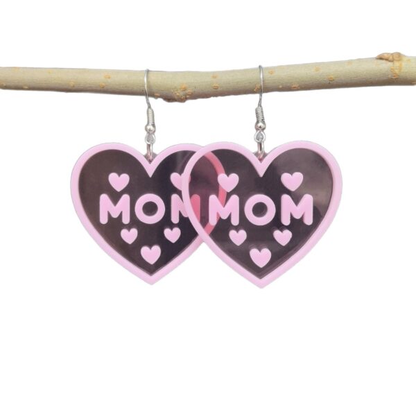 Wholesale Europe and the United States cross-border new mother's day double acrylic English letters MOM MAMA love earrings holiday earrings