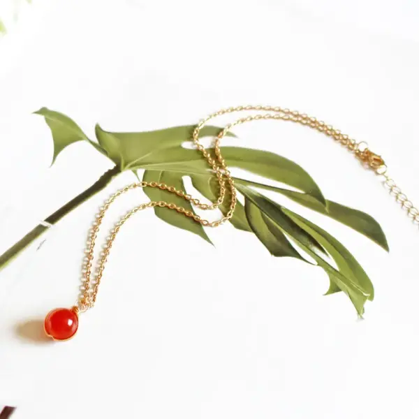 Natural Crystal Red Agate Stainless Steel Necklace Lapis Lazuli Beads Wound Wire Pendant Jewelry Geometric Pattern Round Design