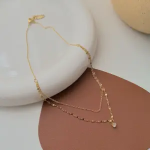 Necklace / Gold