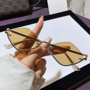 Gold frame shallow coffee slice